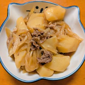 ゆきまる🐬🫧の作ってみた!投稿(【染みうま肉じゃが】食材３つで作る簡単和食♡)