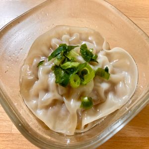りぃママの作ってみた!投稿(ワンパン10分！肉汁がやばい「包まない小籠包」)