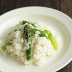 お米を炊いて作る絶品アスパラガスのリゾット