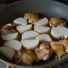 鶏ももとながいもの甘辛炒めの工程3