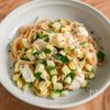 メイン食材はふたつ!ズッキーニとカマンベールチーズのパスタ