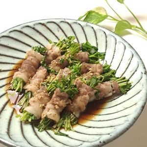 とのちゃまの作ってみた!投稿(【豆苗の豚バラ巻きレンジ蒸し】タレも絶品♡お手軽おかず♬︎)