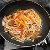 ご飯がすすむ!具だくさん彩り豚レバニラ炒めの工程4
