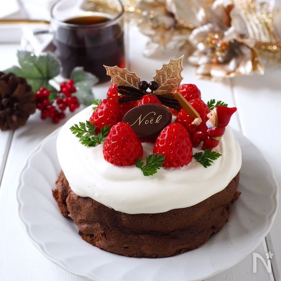 材料たった2つ！ほろ溶けチョコケーキ〜クリスマスバージョン