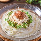 ささみと梅オクラのぶっかけそうめん│さっぱりネバ旨トッピング