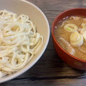 mocoの作ってみた!投稿(ピリ辛ネギ味噌つけだれで！スタミナ豚肉うどん)