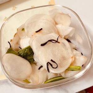 kiwiの作ってみた!投稿(【まるごとかぶの塩昆布サラダ】さっぱりおかず箸休めにも)