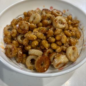 407594の作ってみた!投稿(子ども大好き！給食の味
【竹輪と大豆の甘辛揚げ】)