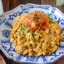 これひとつで栄養満点♪オートミールの納豆キムチ炒飯