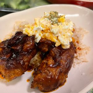 みっさキッチンの作ってみた!投稿(【タルタルバーグごはん】ズボラタルタル×非常識ハンバーグ♡)