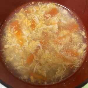 ここあの作ってみた!投稿(【にんじんとベーコンの白だし卵スープ】ほっこりおいしい♡)