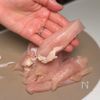 子どもも大喜び【むね肉のやみつきのり塩フライ】の下準備