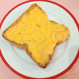 milkの作ってみた!投稿(【スパイシーチーズトースト】とろ〜りチーズと弾けるマスタード)
