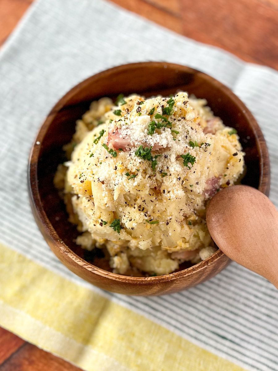 チーズとベーコンエッグのポテトサラダ レシピサイトNadia