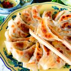 【必ず成功する羽根】皮パリパリ肉汁ジューシー大葉餃子
