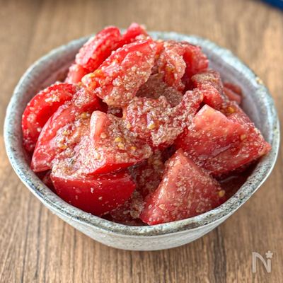 【トマトのごまあえ】切って混ぜるだけ♪冷やして食べると絶品！