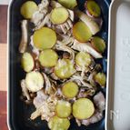 ぶたときのことさつまいもの蒸し焼き。