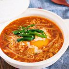 焼肉のたれでラクラク♪『ひき肉ともやしのチゲ風おかずスープ』