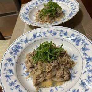 Hikeyの作ってみた!投稿(『豚こま肉のさっぱり梅肉炒め』梅×豚肉×ポン酢が反則レベル)