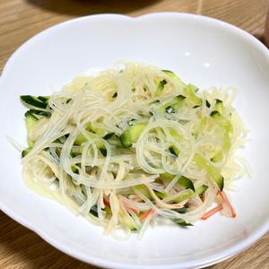 うすピーの作ってみた!投稿(中華風春雨サラダ)