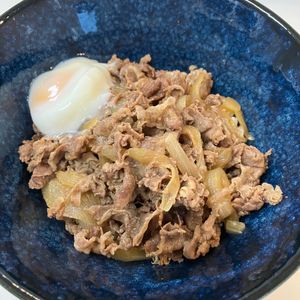 (・∀・)コロンの作ってみた!投稿(コクと旨みのつゆだく牛丼)