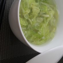 キャベツとホタテの中華風スープ