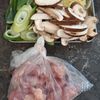 寒い日に飲みたい♪鶏もも肉と椎茸の中華風とろみ生姜スープの工程1