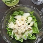 梨と蒸し鶏の塩ダレサラダ