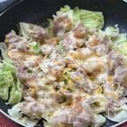 【ワンパンde蒸すだけ】豚バラキャベツの味噌チーズ蒸し