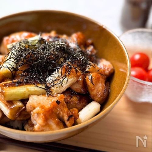 包丁もまな板も不要！【焼き鳥丼】