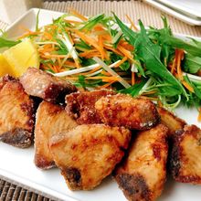 旬の鰹(かつお)の竜田揚げ