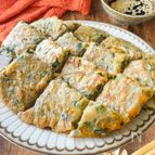 【混ぜて焼くだけ！もちもち鯖チヂミ】