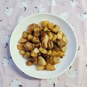 ぴんくツバメの作ってみた!投稿(【テリヤキチキン＆ほくほくポテト】甘辛味のやみつき簡単おかず)