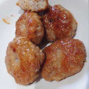 はーちゃん⸜🐣⸝の作ってみた!投稿(彼ウケおかず!ごはんに合う『甘辛♡豚つくねマヨ』)