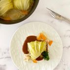 白菜が美味しい季節に。野菜とベーコンの旨味で味わうロール白菜