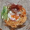 よっこの作ってみた!投稿(【辛うまっ♡そうめんで！韓国のビビン麺】和えるだけで簡単)