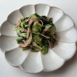 mi♡の作ってみた!投稿(セロリ葉とベーコン炒め)