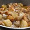 3つの具材で大満足！【鶏大根とこんにゃくの照り煮】の工程5
