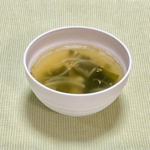 キャピタンの作ってみた!投稿(【玉ねぎとわかめの中華スープ】簡単だけどおいしい♪)