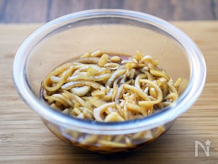 コクと酸味で深みが増す お肉にもサラダにも使える黒酢玉ねぎドレッシングを作ってみよう レシピサイト Nadia ナディア プロの料理家のおいしいレシピ