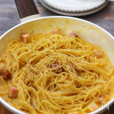 【フライパン1つで作る】卵だけカルボナーラ