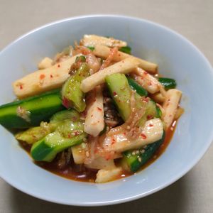maronの作ってみた!投稿(きゅうりと長いものキムチ和え)