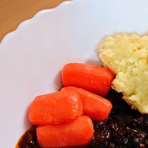 まゆのの作ってみた!投稿(レンジで簡単あま〜くてツヤツヤみんな大好き♡にんじんグラッセ)