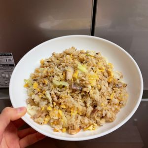 ケの作ってみた!投稿(鯖缶で簡単！旨味たっぷり！鯖缶レタスチャーハン)