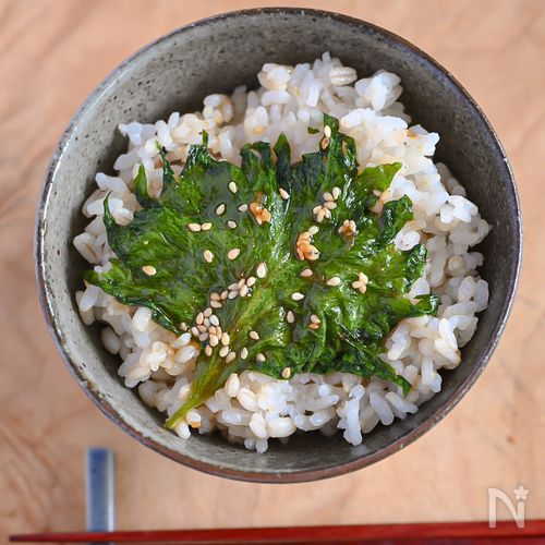 ごはんに！豆腐に！大葉のピリ辛しょうゆ漬け