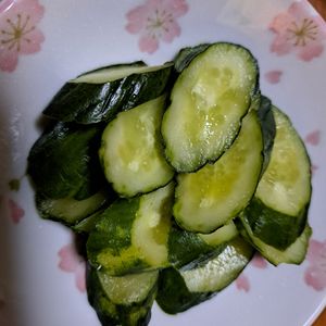 karasadの作ってみた!投稿(おばあちゃんのきゅうり漬け)