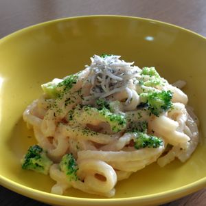 めぇの作ってみた!投稿(すぐできちゃう♪たらことしらすのクリーミーうどん)