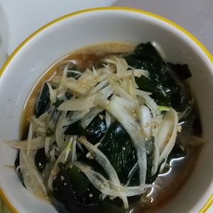 とまっちょ嫁の作ってみた!投稿(【新玉ねぎとわかめ】の中華風マリネ)