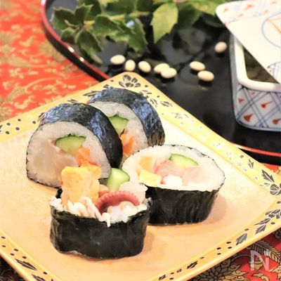 縁起のよい7つの具材で！海鮮恵方巻き