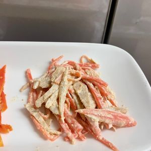 ケの作ってみた!投稿(激うま!ごぼうとにんじんの濃厚ツナマヨサラダ)